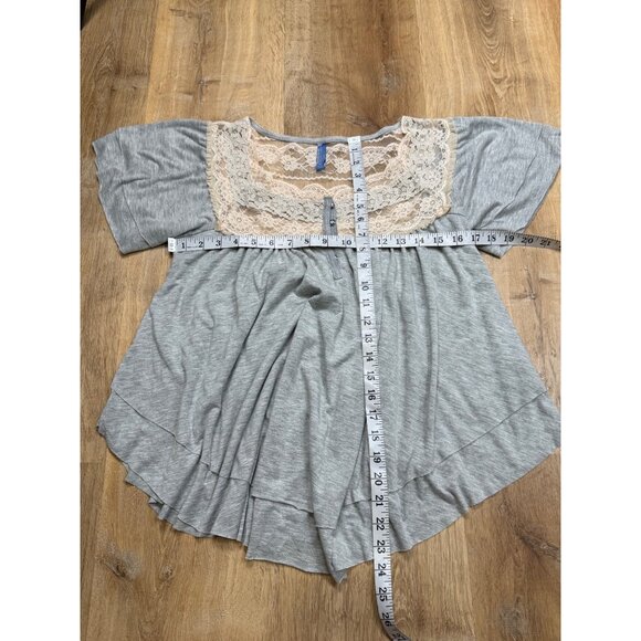 Free People Gray Lace Baby Doll Flutter Sleeve Top Womens M - Picture 4 of 5